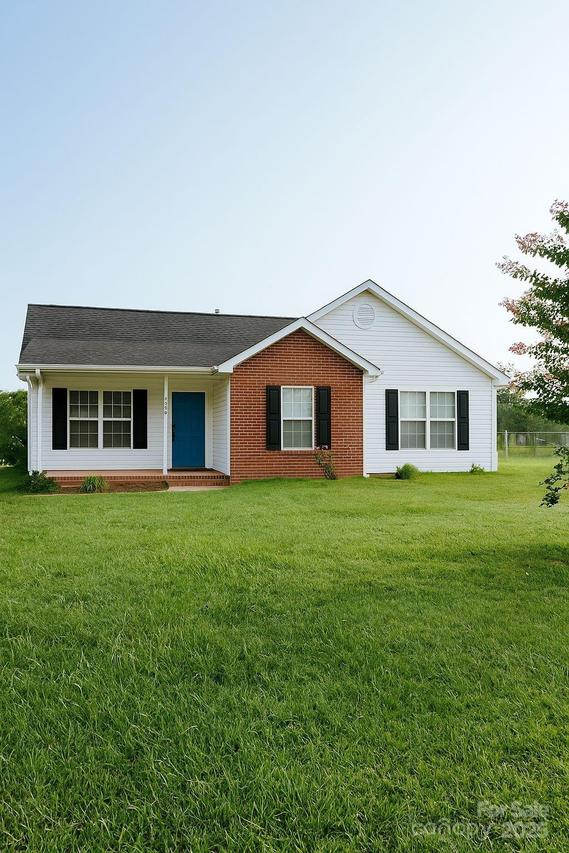 5012 Willow Run Dr., Monroe, NC 28110