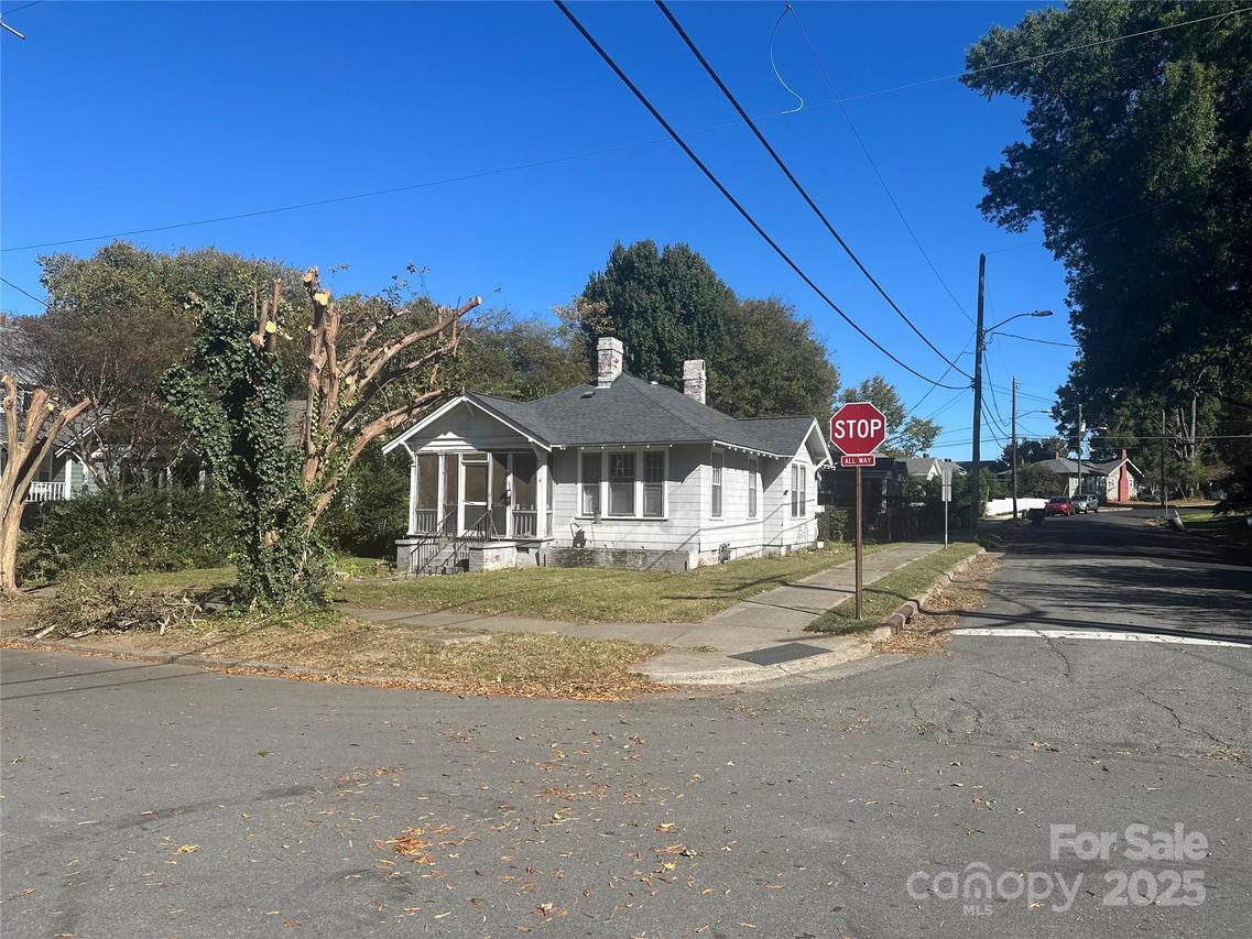 400 W Park Ave., Charlotte, NC 28203