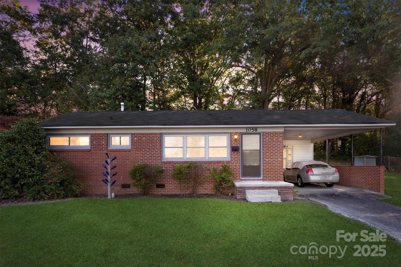 1058 Sheridan Ct., Gastonia, NC 28054