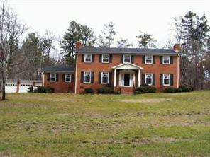 126 Lennox Dr., Wadesboro, NC 28170