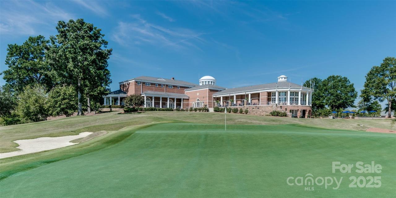 17818 River Ford Dr., Davidson, NC 28036