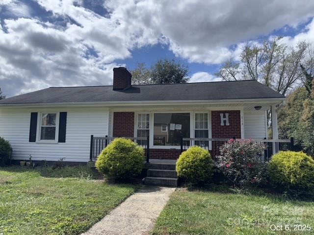 713 Circle Dr., Lenoir, NC 28645