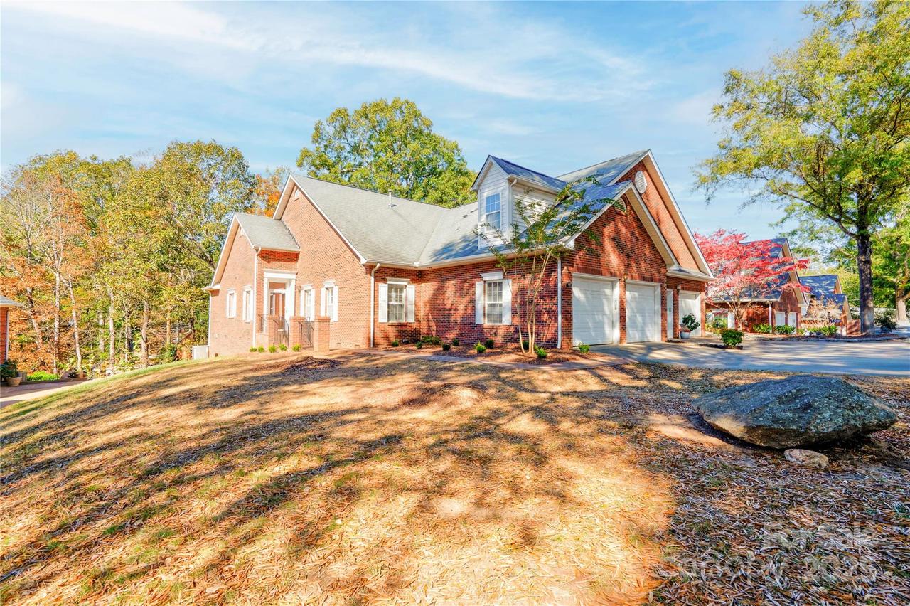 110 Columns Cir., Shelby, NC 28150