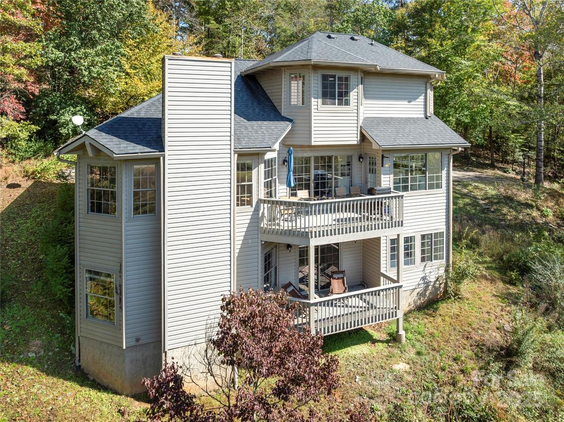 108 June Ct., Lake Lure, NC 28746
