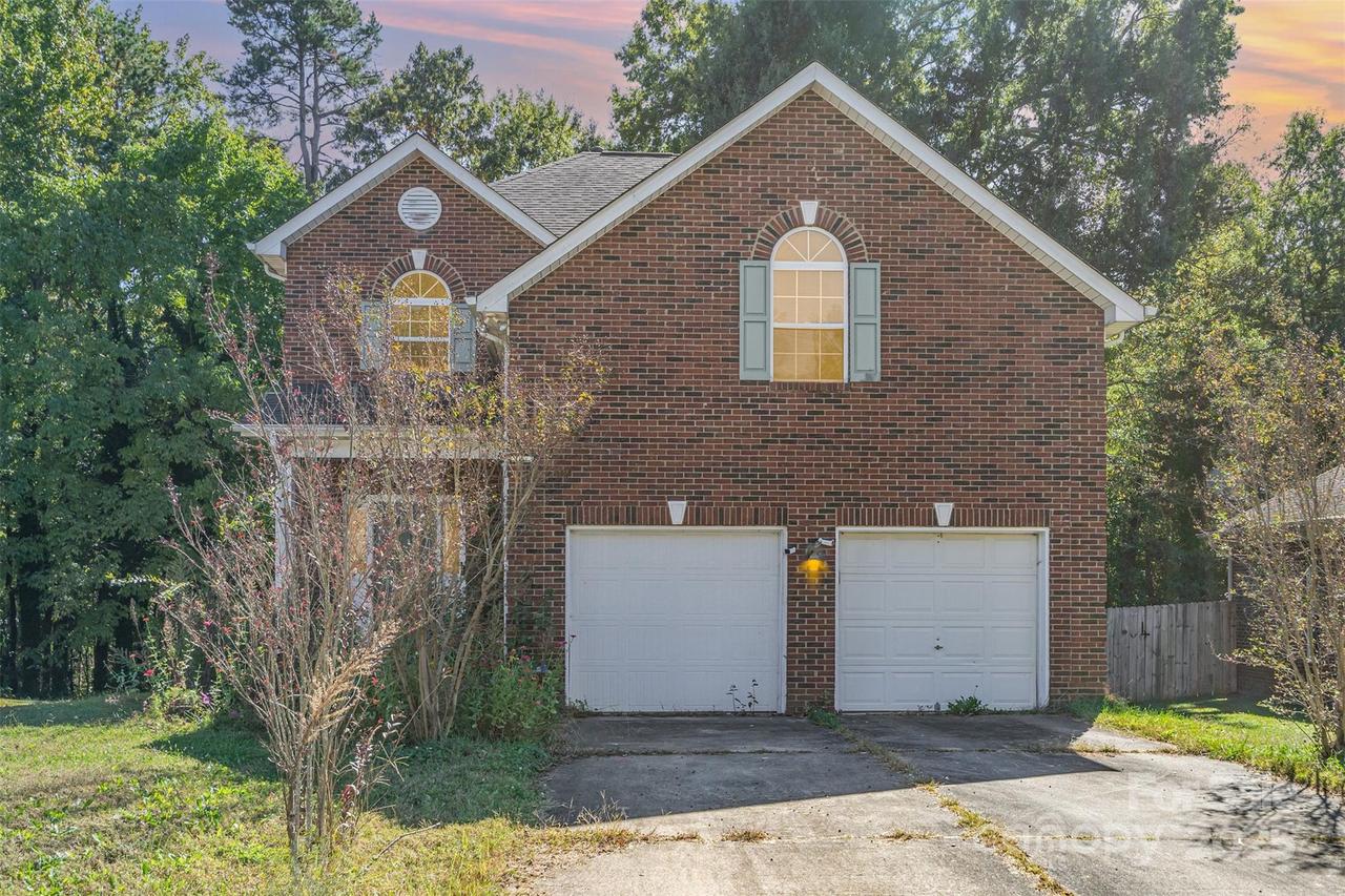 7132 Brighton Brook Dr., Charlotte, NC 28212
