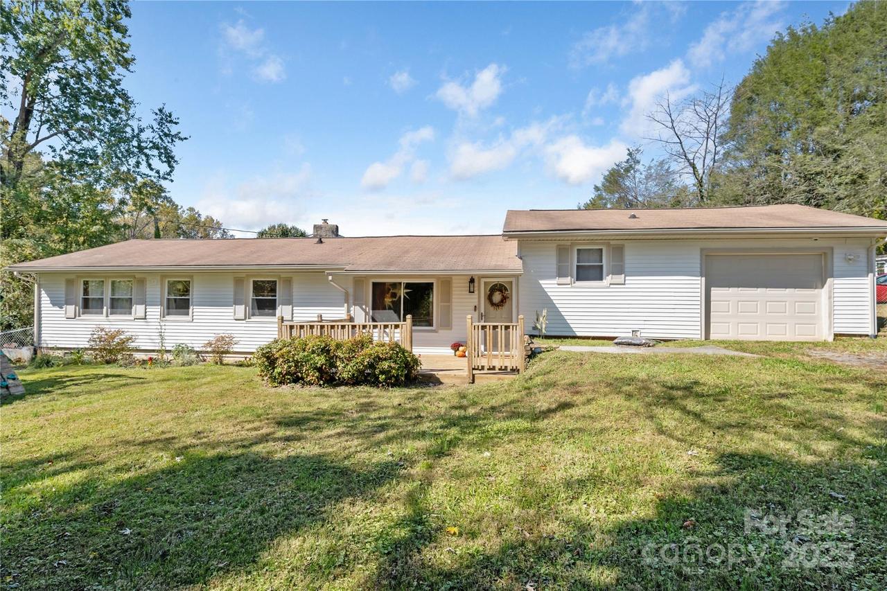 81 Davidson Rd., Asheville, NC 28803