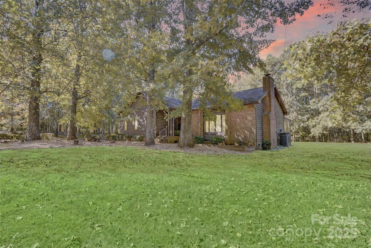 175 Sun Valley Dr., Salisbury, NC 28146
