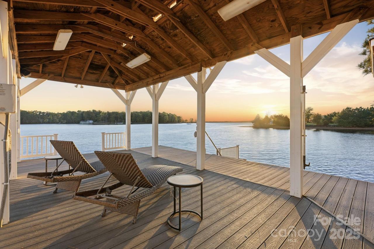 166 Iron Gate Cir., Mooresville, NC 28117