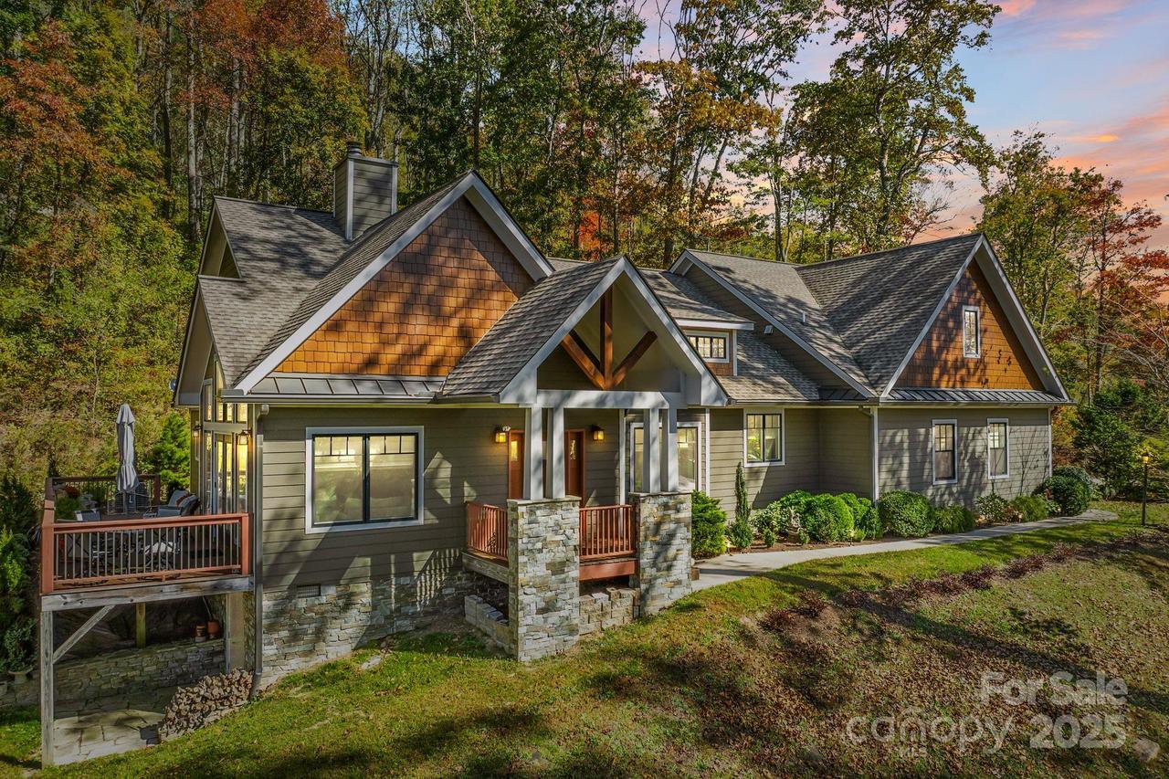 75 Winding Ridge Rd. #8, Fairview, NC 28730