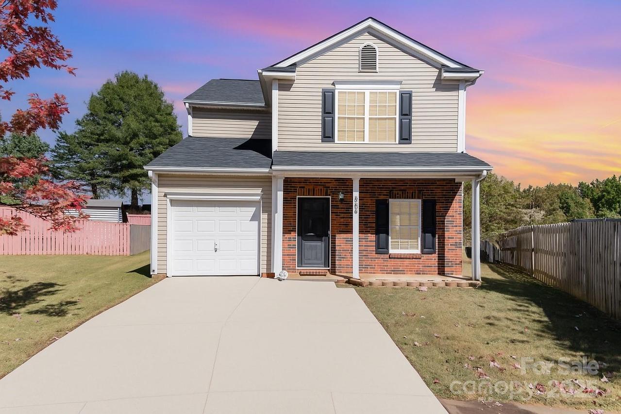 3407 Charterhall Ln., Charlotte, NC 28215