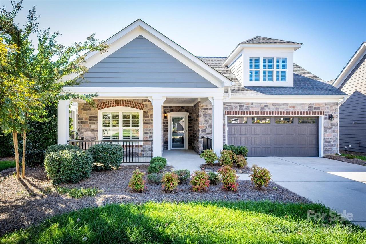 16215 Lakeside Loop Ln., Cornelius, NC 28031