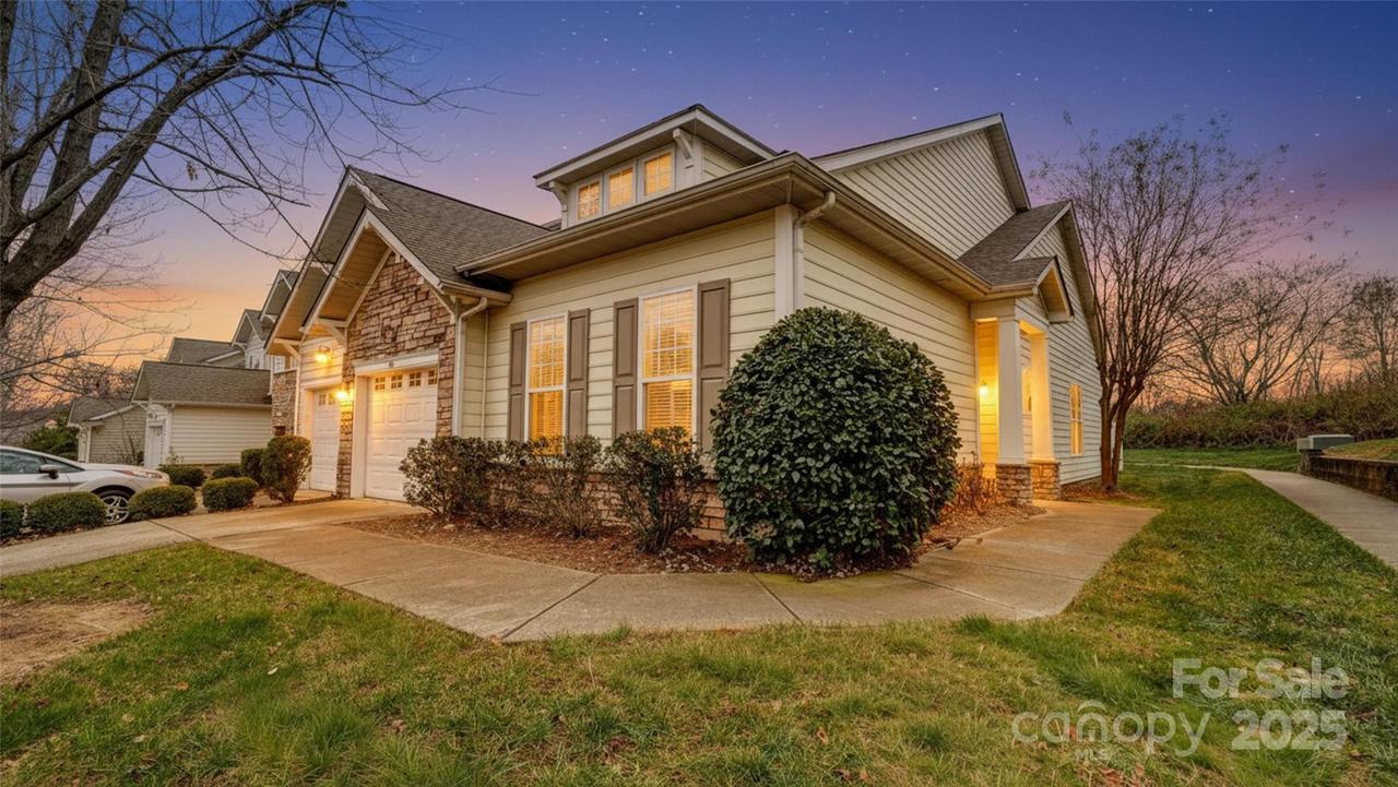 300 Park View Dr., Belmont, NC 28012