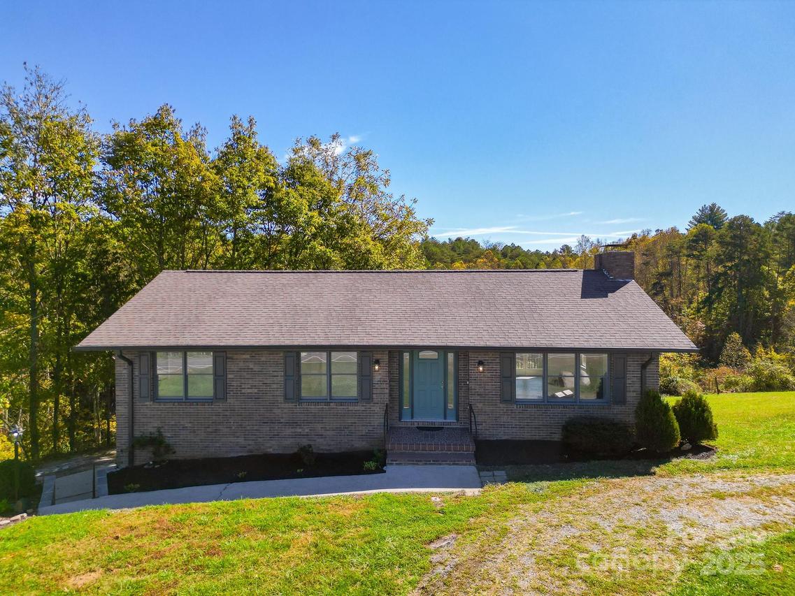 1248 Jenkins Valley Rd., Alexander, NC 28701