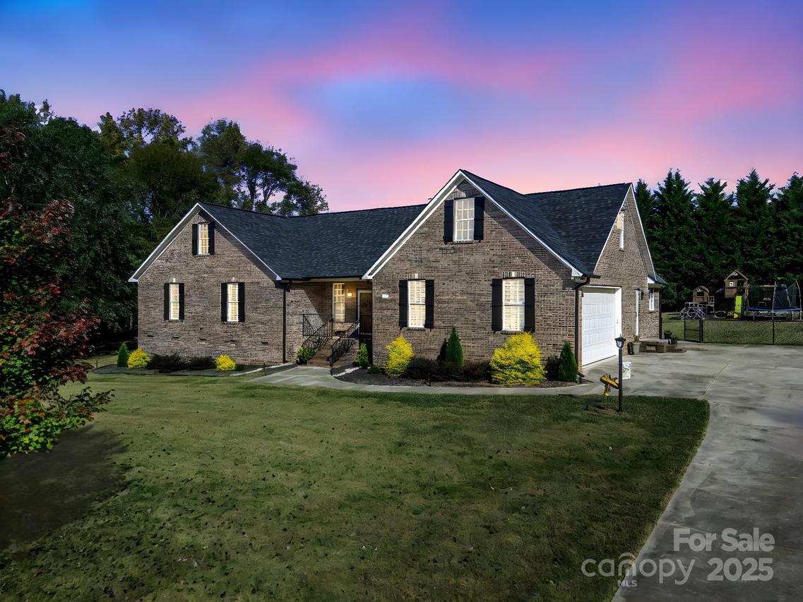 243 Laren Rd., Shelby, NC 28152