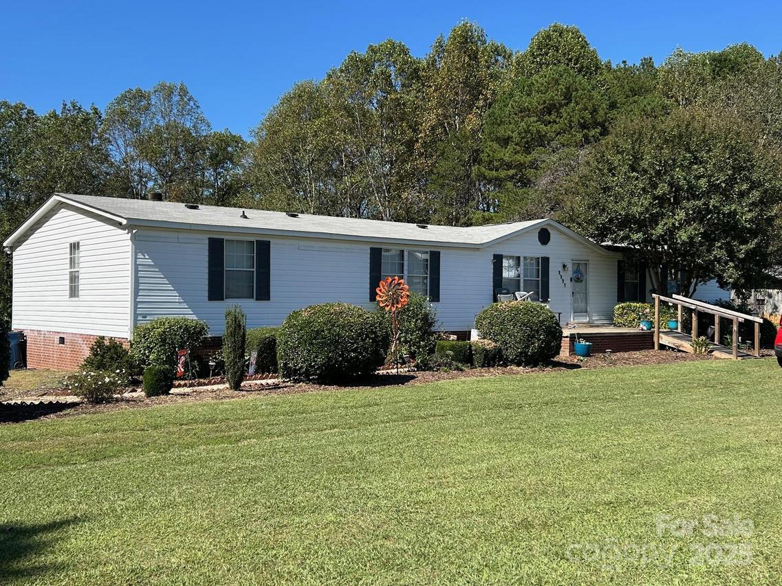 4591 Deal Rd., Claremont, NC 28610