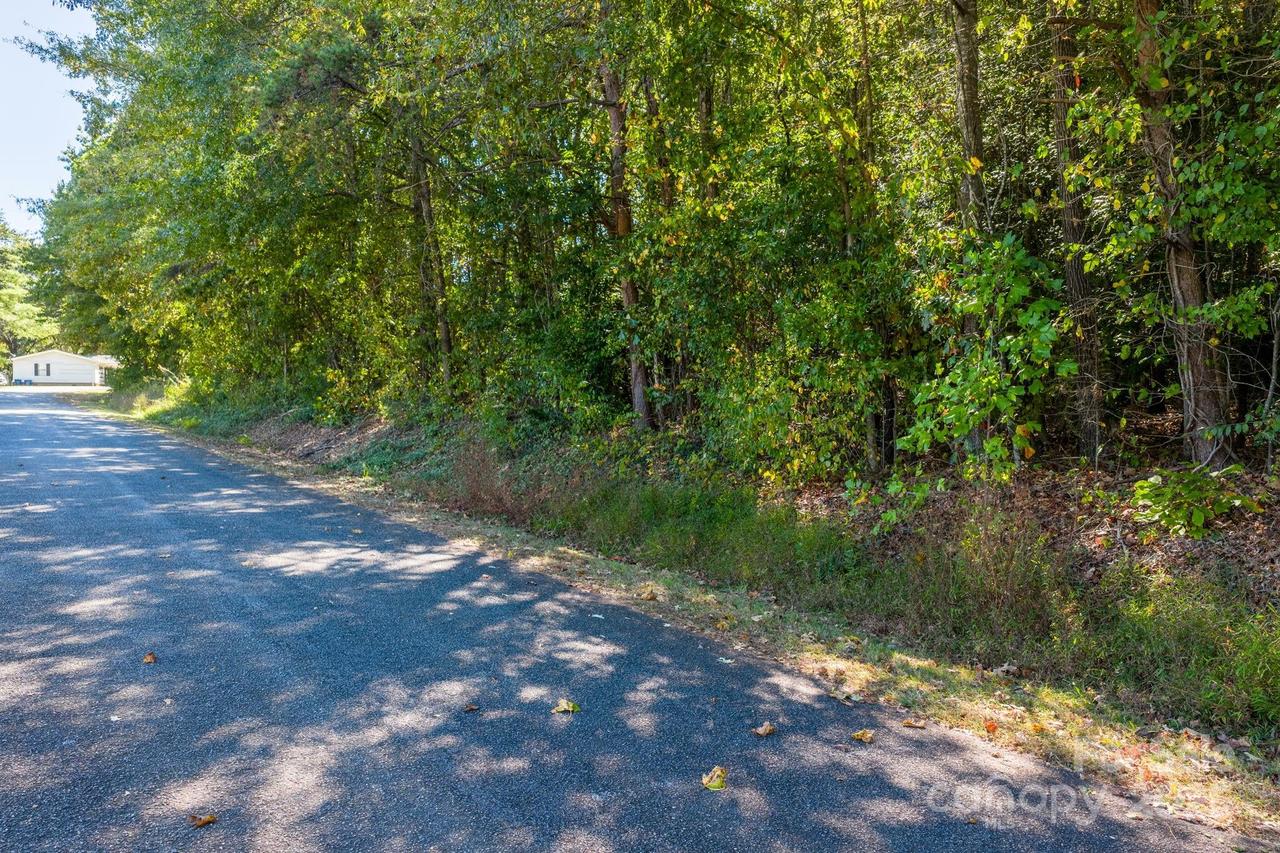 6301 Lynchburg Rd., Hickory, NC 28601