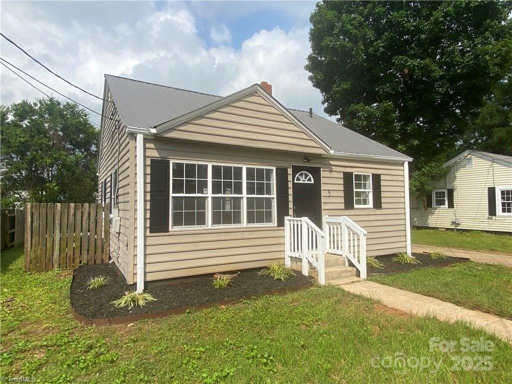 5 Crutchfield Ave., Lexington, NC 27292
