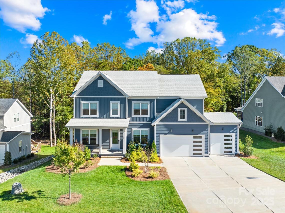 140 Dabbling Duck Cir., Mooresville, NC 28117