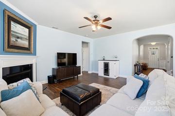 6434 Myston Ln., Huntersville, NC 28078