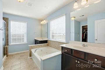 6434 Myston Ln., Huntersville, NC 28078