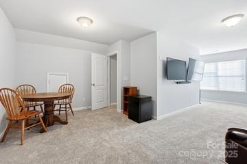 6434 Myston Ln., Huntersville, NC 28078