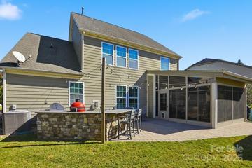 6434 Myston Ln., Huntersville, NC 28078