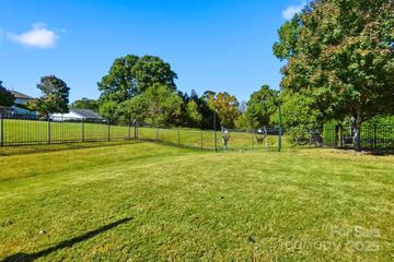 6434 Myston Ln., Huntersville, NC 28078