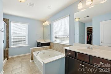 6434 Myston Ln., Huntersville, NC 28078