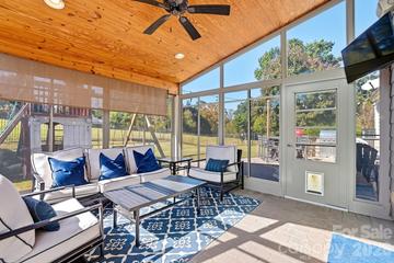 6434 Myston Ln., Huntersville, NC 28078