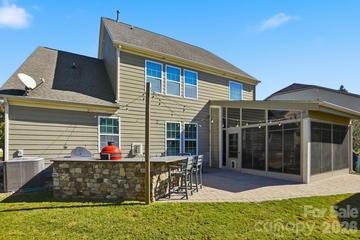 6434 Myston Ln., Huntersville, NC 28078