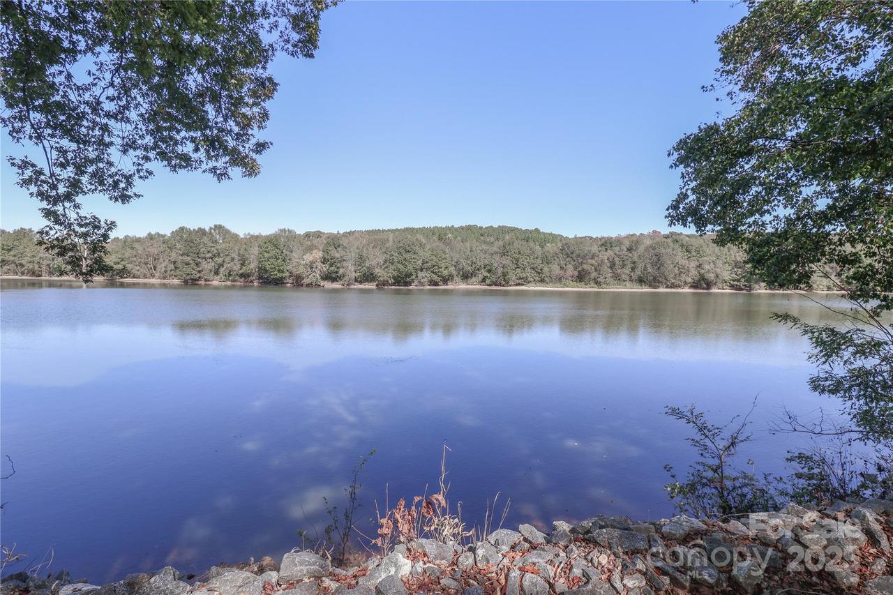 5898 Wood Duck Way, Catawba, NC 28609