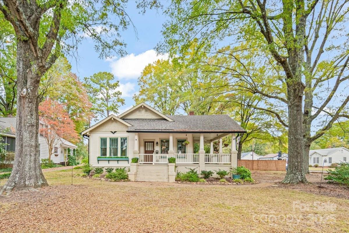 648 E Iredell Ave., Mooresville, NC 28115