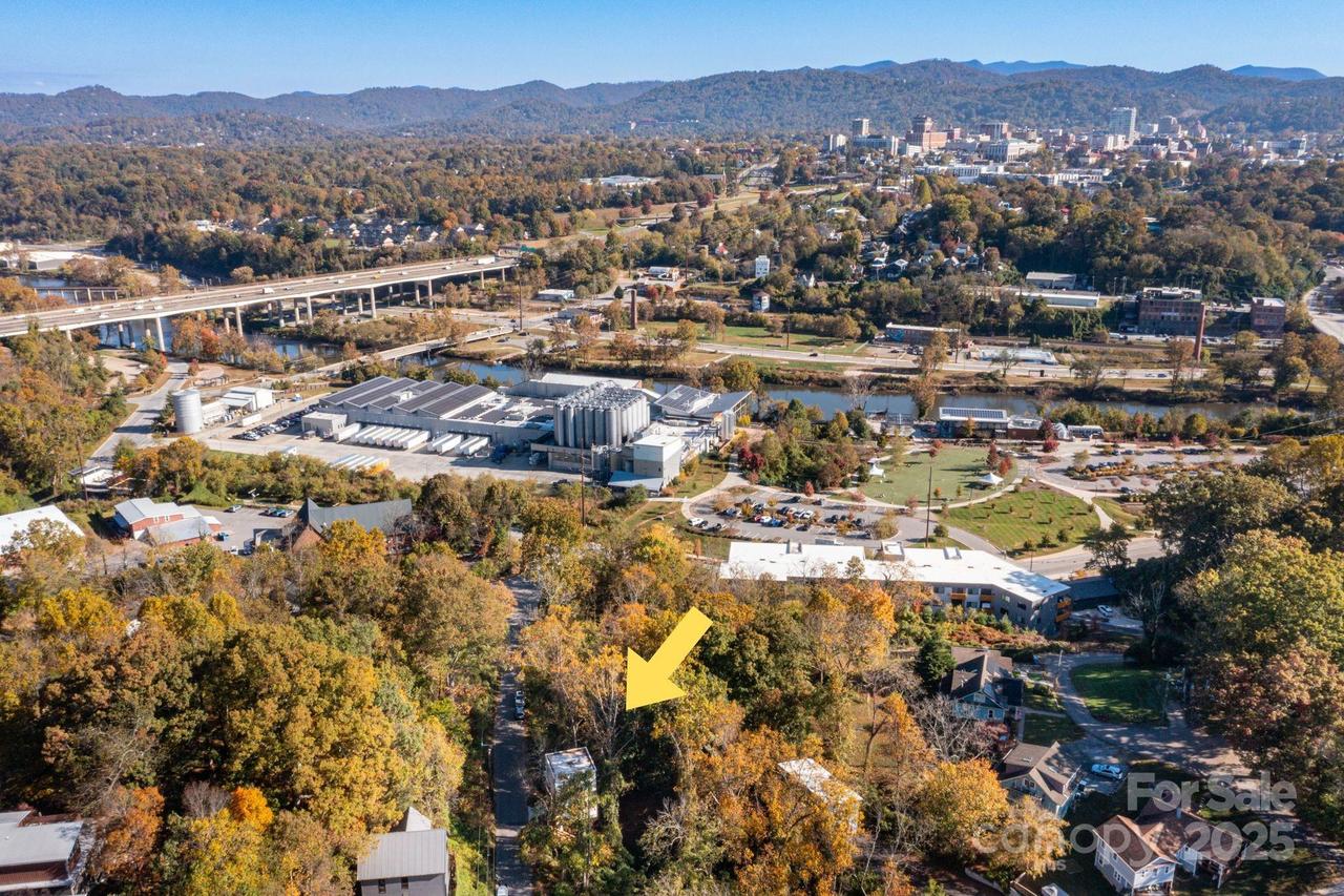 30 Waynesville Ave. #22, Asheville, NC 28806
