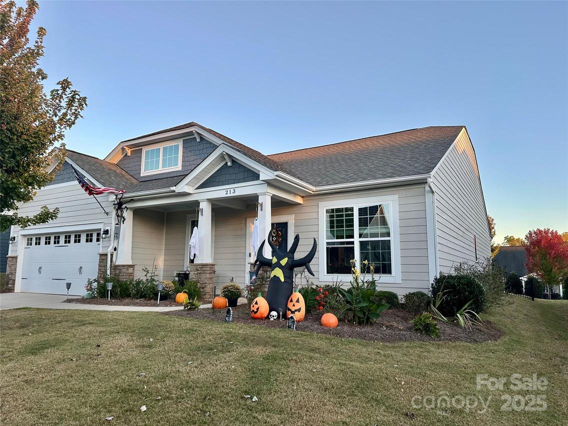213 Barberry Dr., Belmont, NC 28012