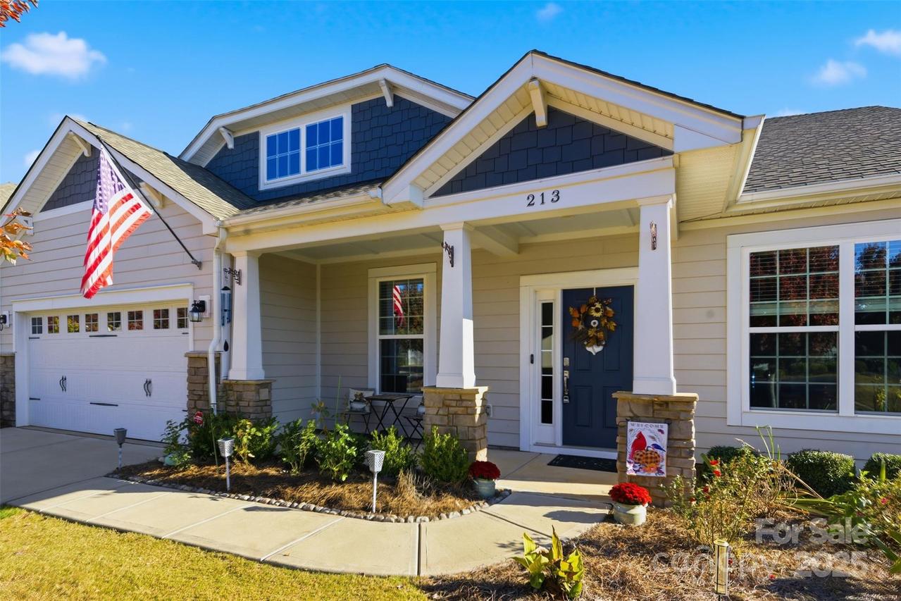 213 Barberry Dr., Belmont, NC 28012