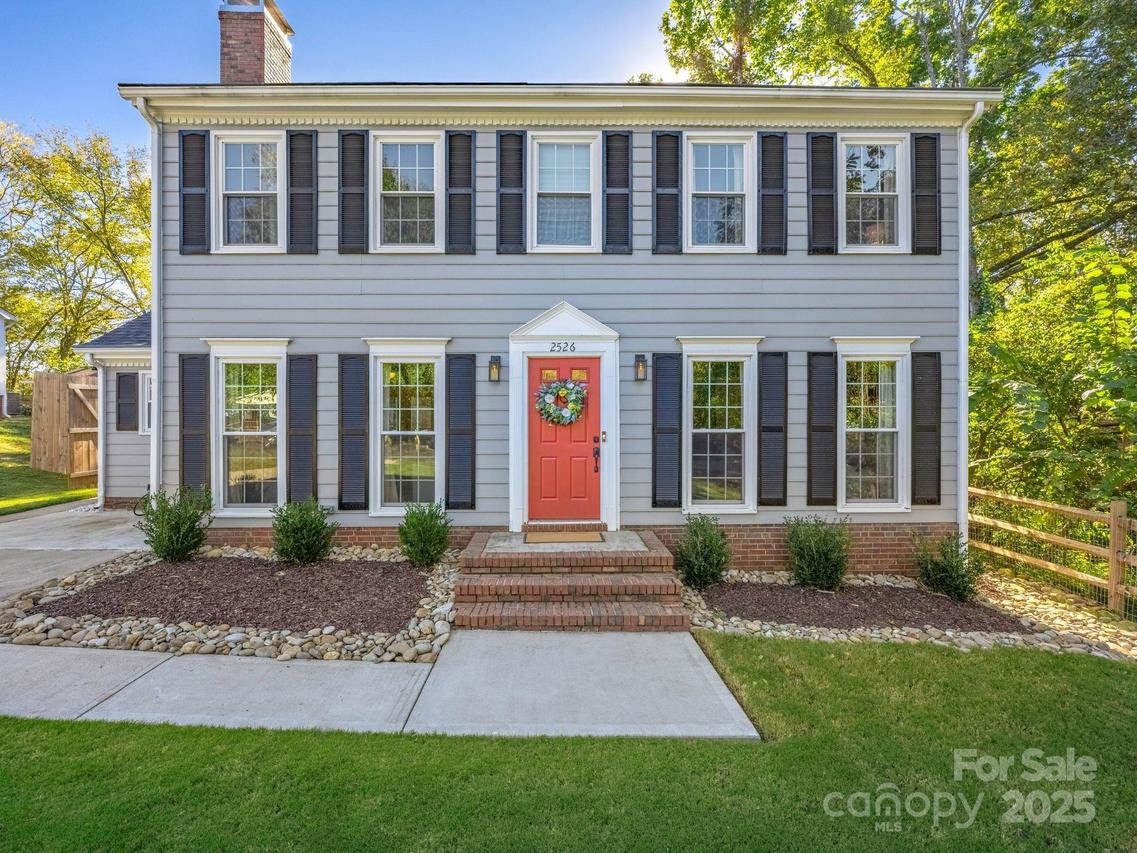 2526 Turnberry Ln., Charlotte, NC 28210