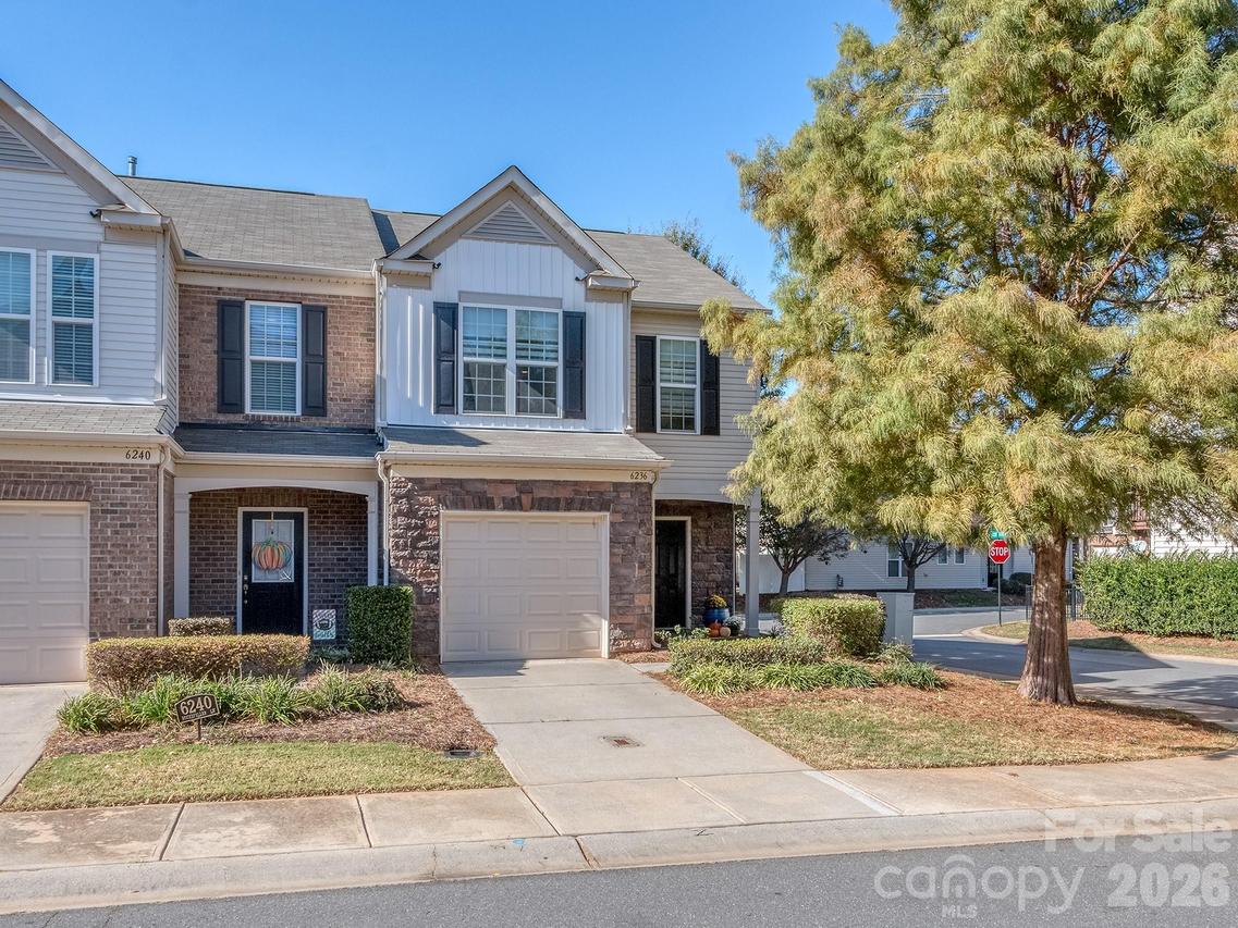 6236 Rockefeller Ln., Charlotte, NC 28210