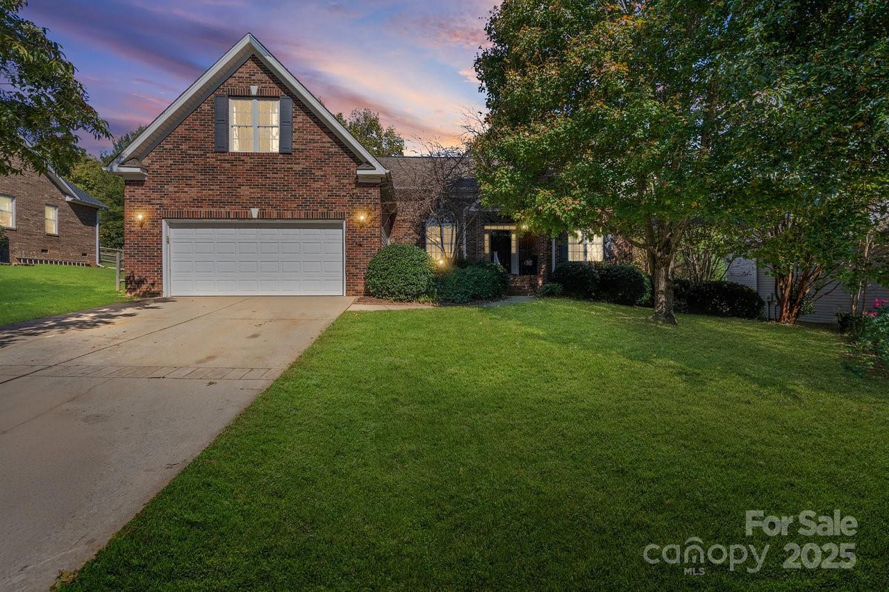 145 Quail Haven Dr., Troutman, NC 28166