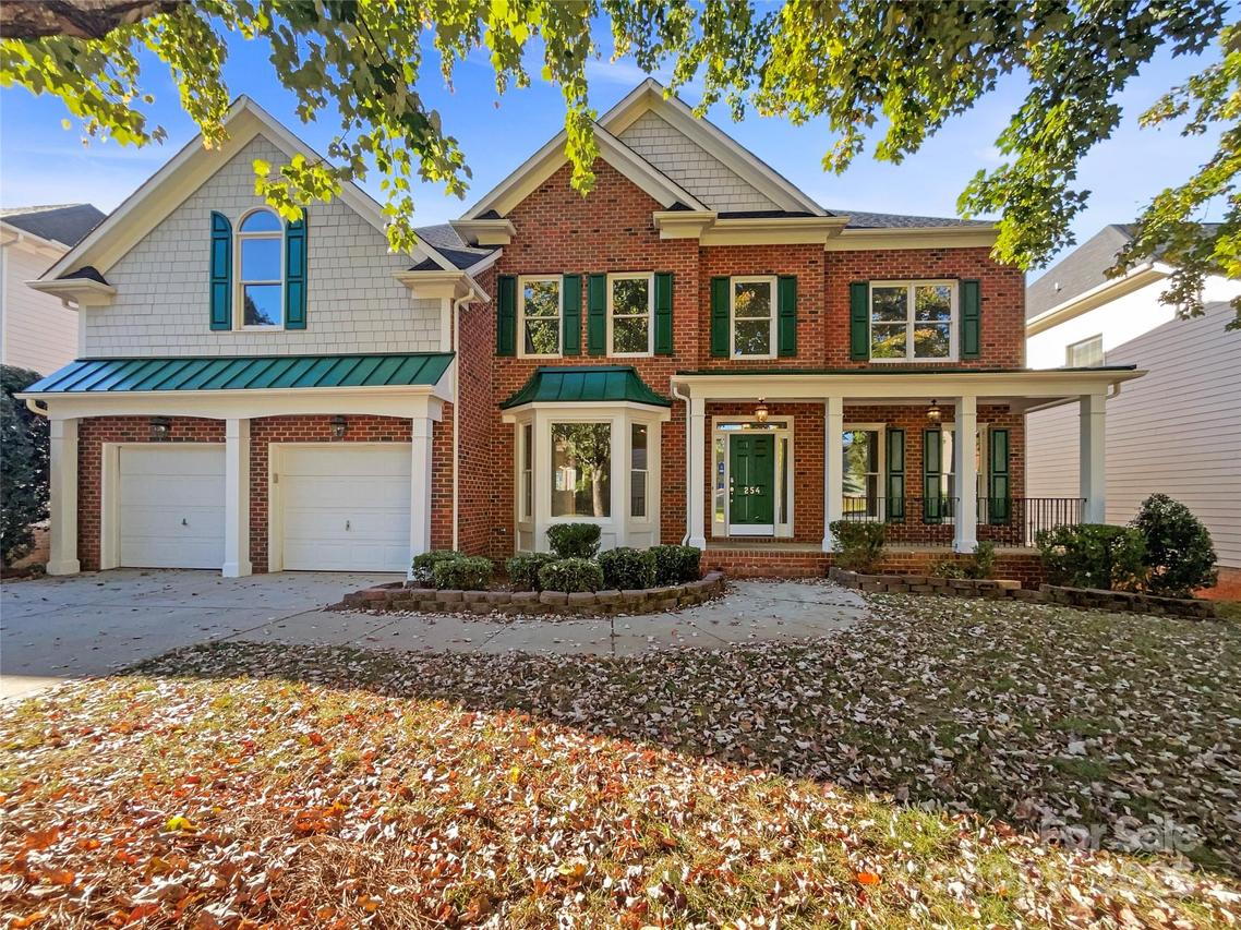 254 Montibello Dr., Mooresville, NC 28117
