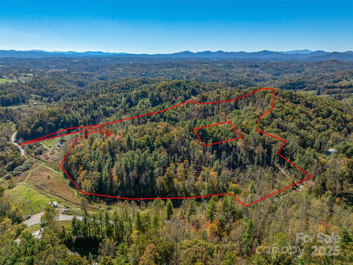 99999 Meadows Town Rd., Marshall, NC 28753