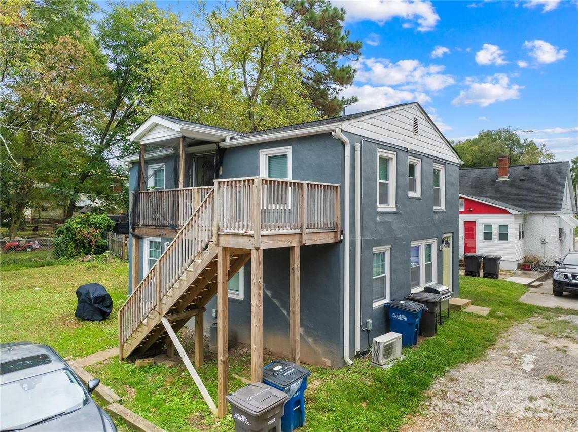 537 & 539 Broadway Ct., Statesville, NC 28677