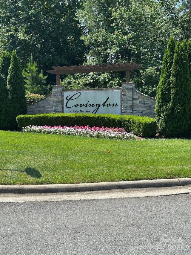 7464 Albemarle Dr., Denver, NC 28037
