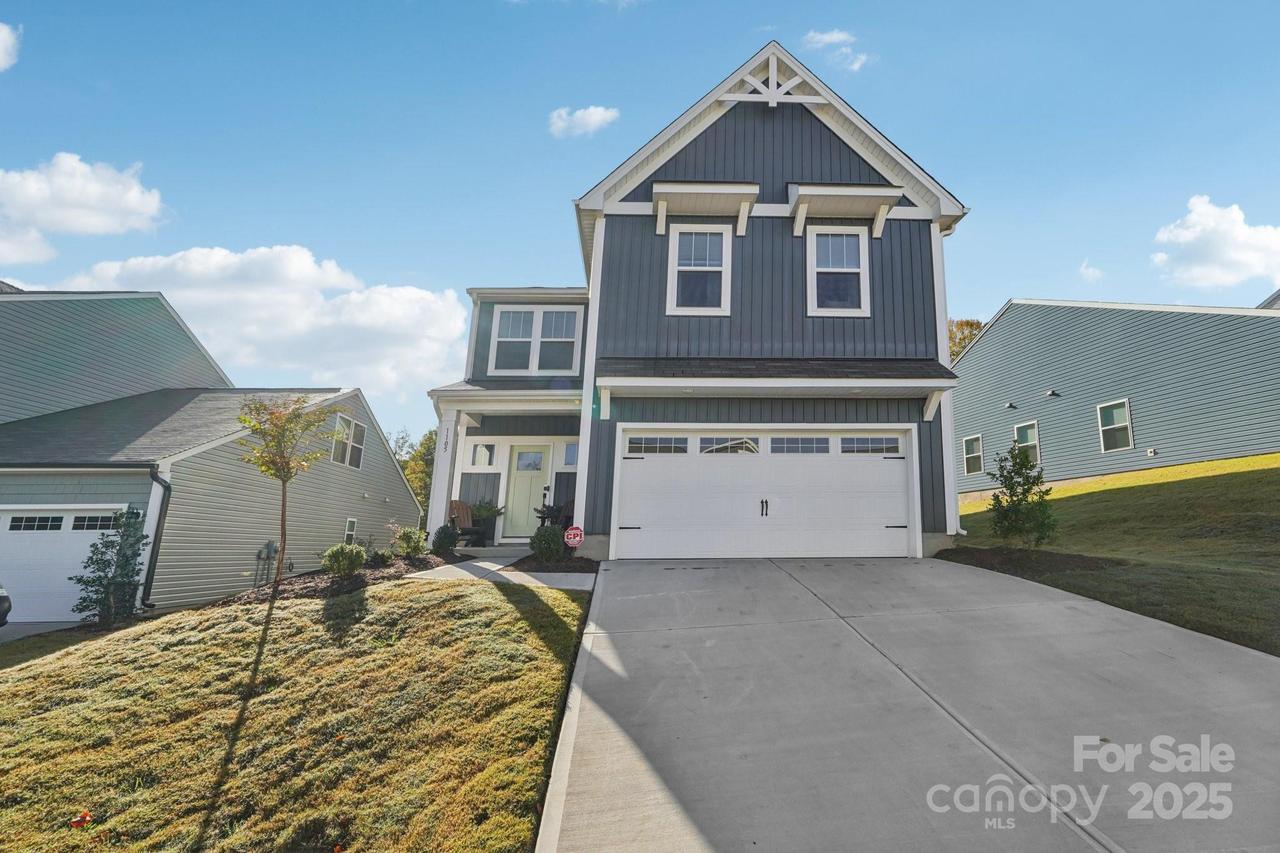 1105 Alyssa Oaks Dr., Lowell, NC 28098