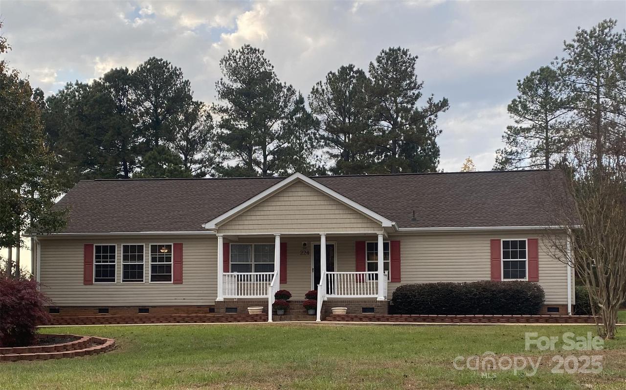 224 Stewart Rock Rd., Stony Point, NC 28678