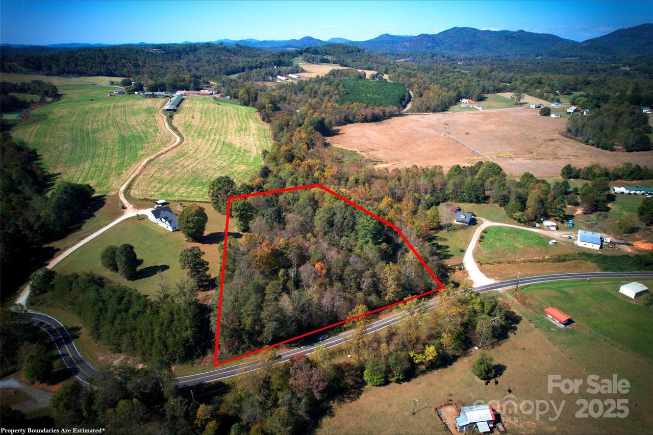 00 Vashti Rd., Hiddenite, NC 28636