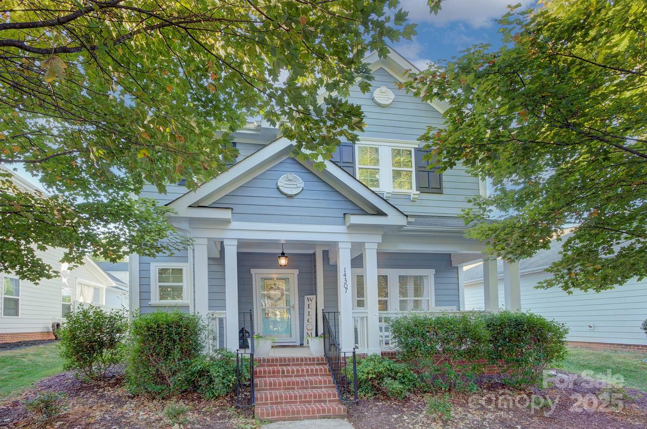 14307 Holly Springs Dr., Huntersville, NC 28078