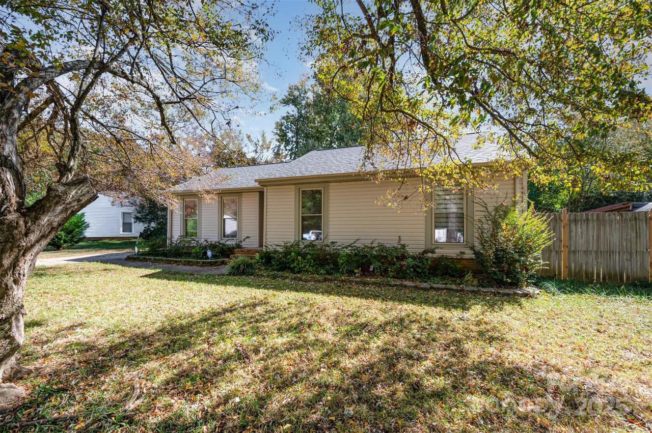 7528 Lancashire Dr., Mint Hill, NC 28227