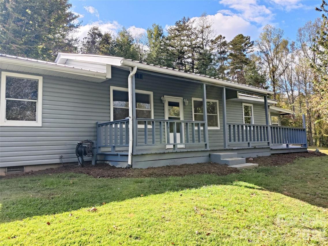 7 and 11 Dalph Dr., Weaverville, NC 28787