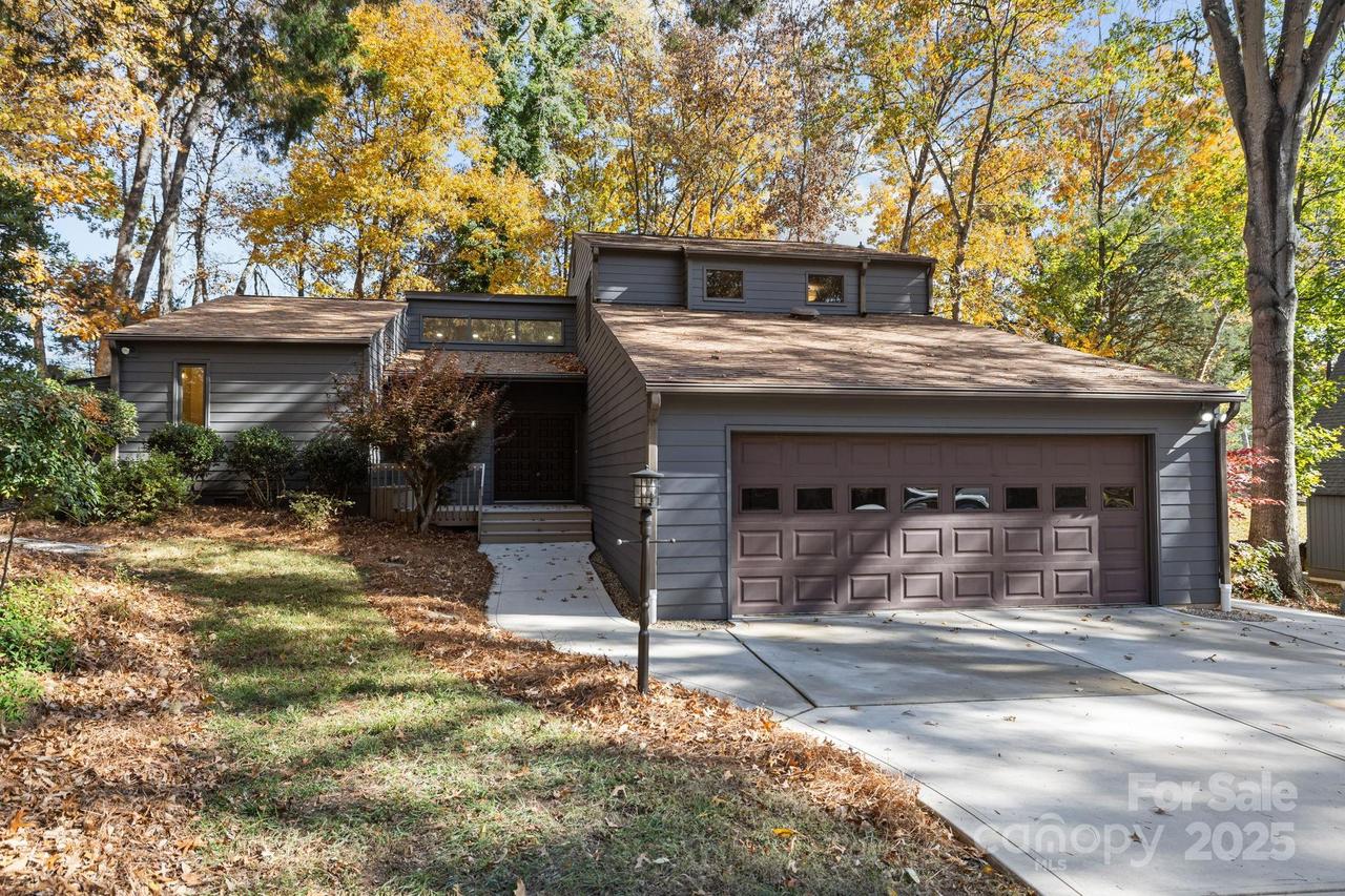 8117 Rising Meadow Rd., Charlotte, NC 28277