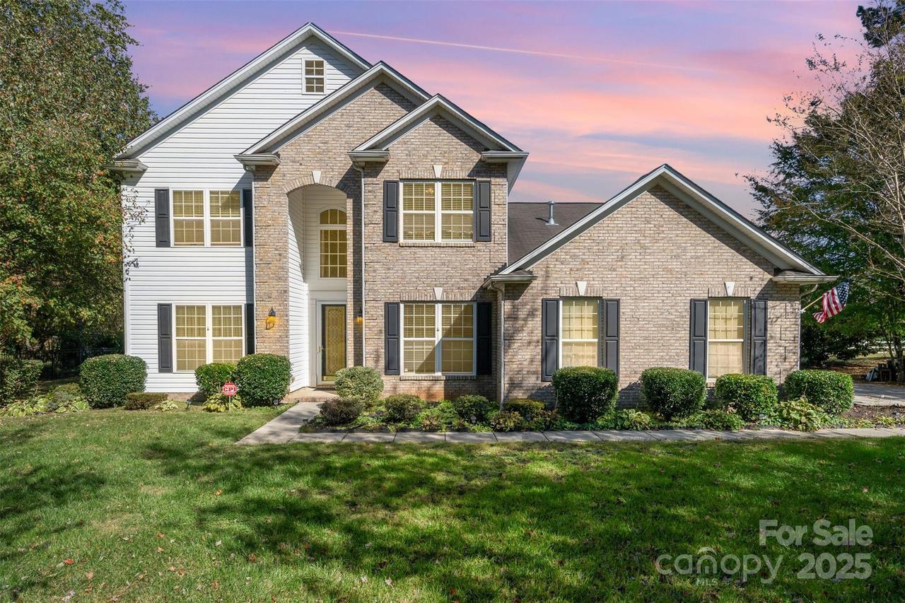7514 Hannah Alexander Ln., Mint Hill, NC 28227